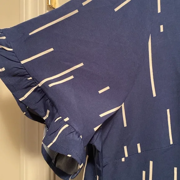 Brand New BloomChic Navy Dress…size 14-16 - Picture 3 of 6